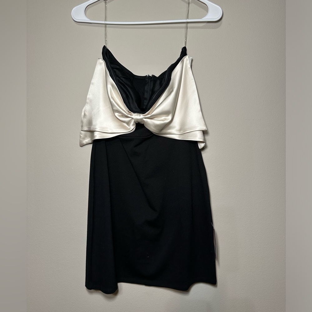NWT Black Champagne Bow Tie Strapless Dress